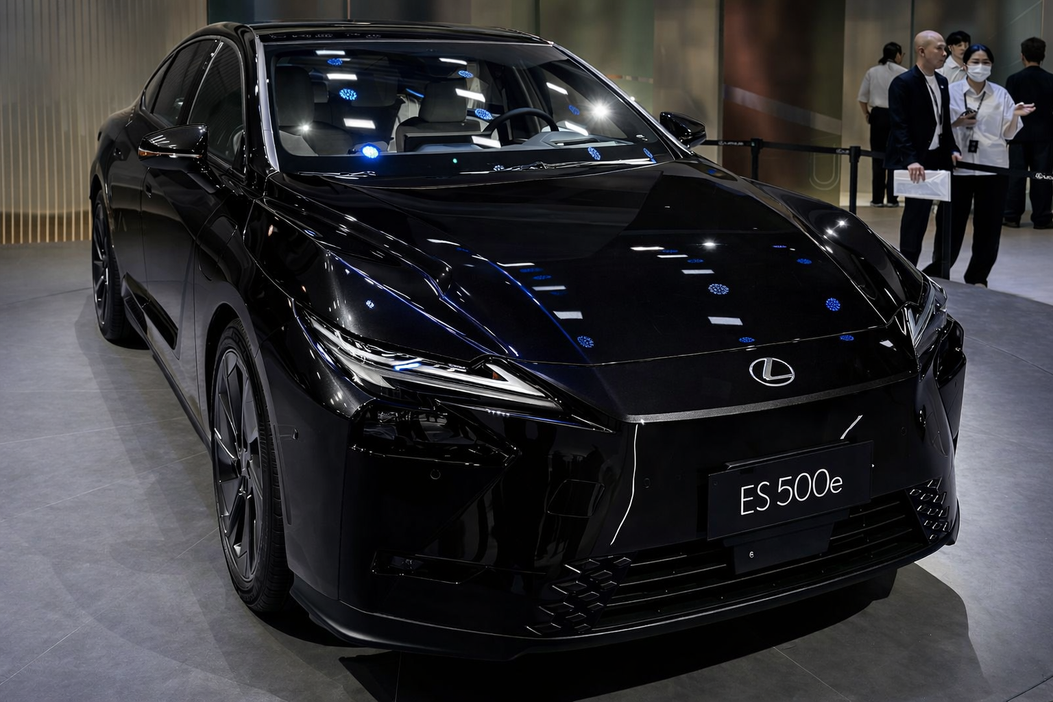 2026 Lexus ES Delivers Pure Comfort with a Touch of Emotional Luxury